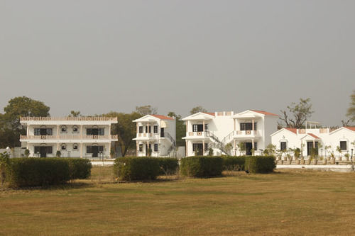 United 21 Lakecity Resort Dabok Bagian luar foto